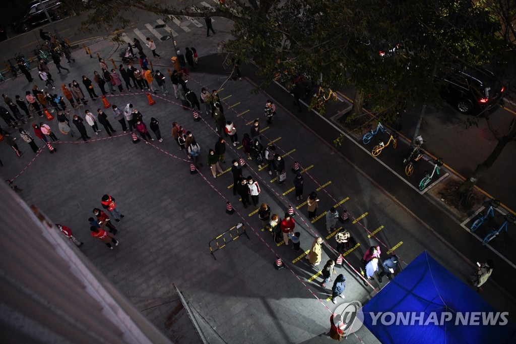 中 제조업 기지 광둥성서 홍콩발 확진자 무더기 유입