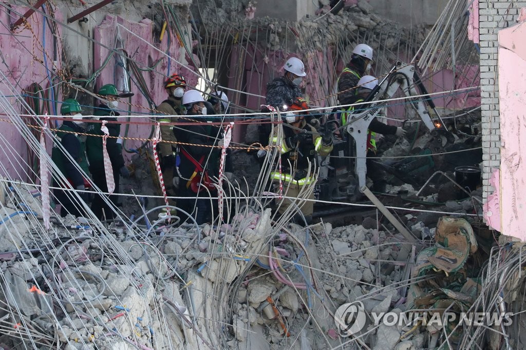 광주 붕괴사고 22일째…계속되는 구조·수색