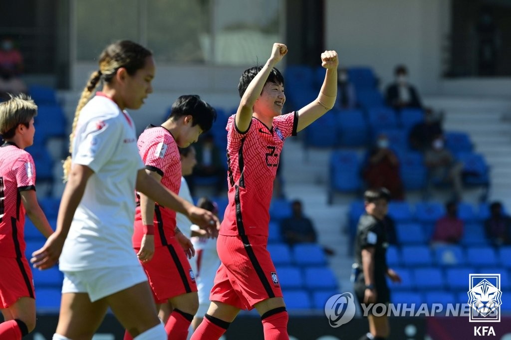한국 여자축구, 사상 첫 아시안컵 결승 진출…필리핀에 2-0 완승(종합)