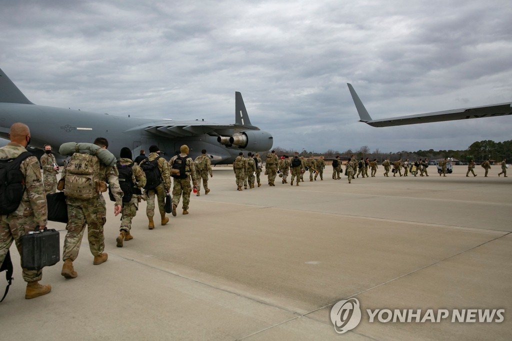 미·러 우크라이나 주변에 병력 속속 집결…외교전도 긴박