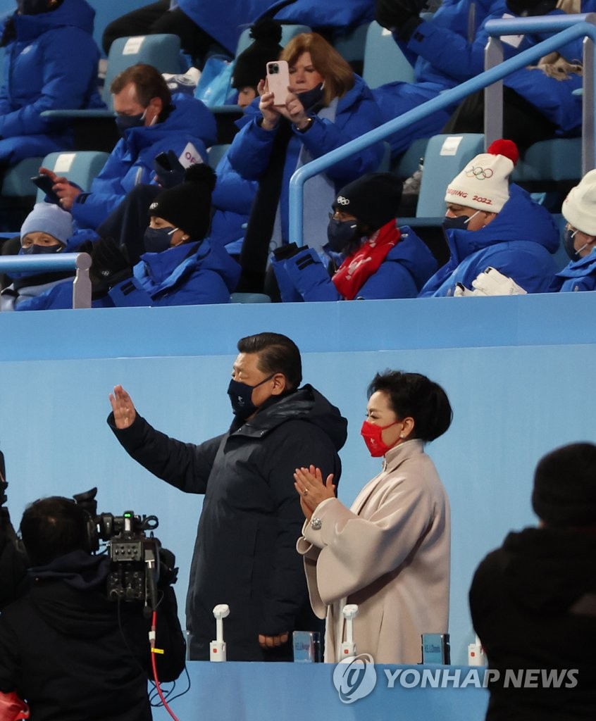 "시진핑 등 중국 지도부 안 보여…집단격리 중인듯"