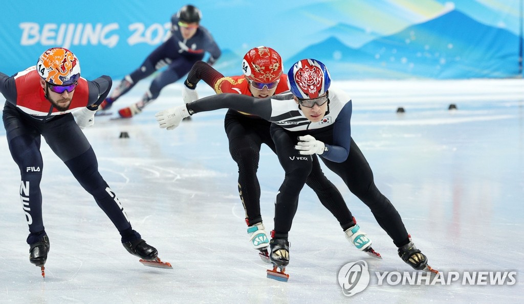 -올림픽- 쇼트트랙 황대헌, 예선에서 올림픽 신기록…남자 1,000ｍ 통과(종합)