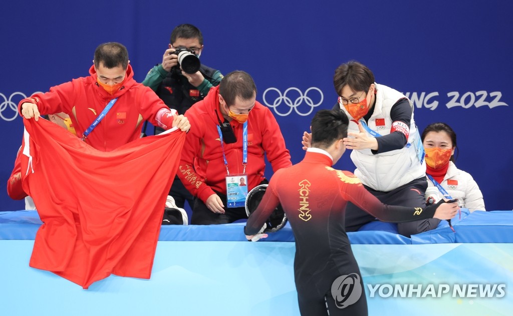 [올림픽] 끝도 없는 중국의 홈 텃세 판정…최대 피해자는 한국 선수단