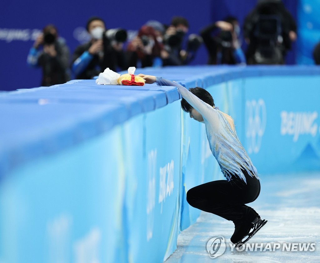 -올림픽- 피겨 차준환 해냈다…4위로 쇼트 통과 '역대 최고 순위'