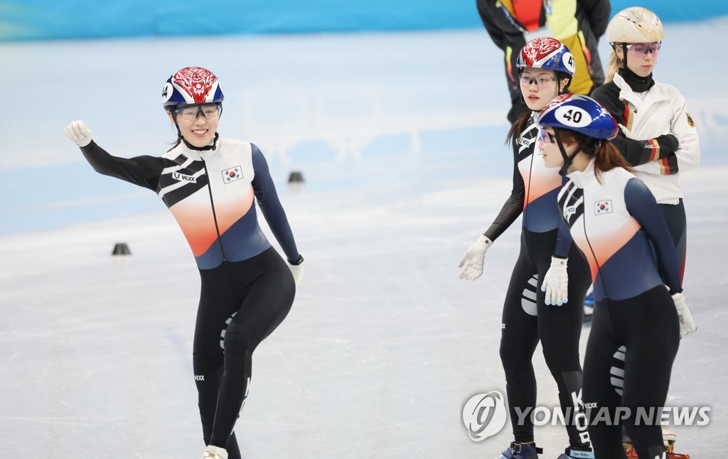 [올림픽] 쇼트트랙 맏언니 김아랑 "김민석 동메달이 좋은 일의 시작"