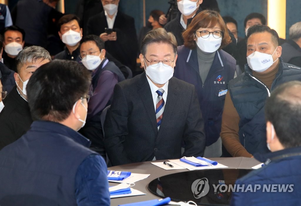 이재명 "후보가 정치보복 공언 처음…尹, 통합의 길 가길"