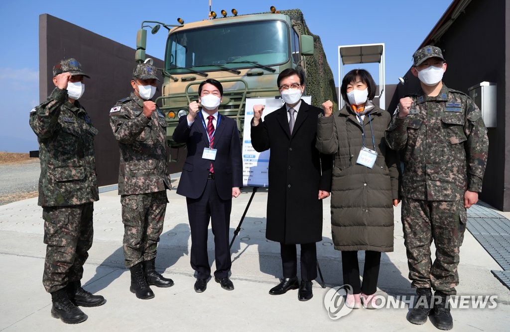 안철수 "한국형 미사일 방어체계가 우선…사드는 그다음"