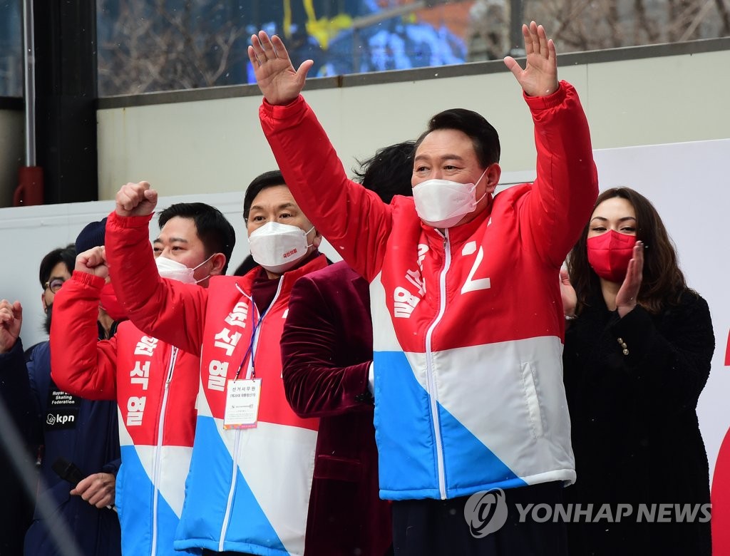 막오른 대통령선거…같은 듯 다른 이재명·윤석열 충북공약