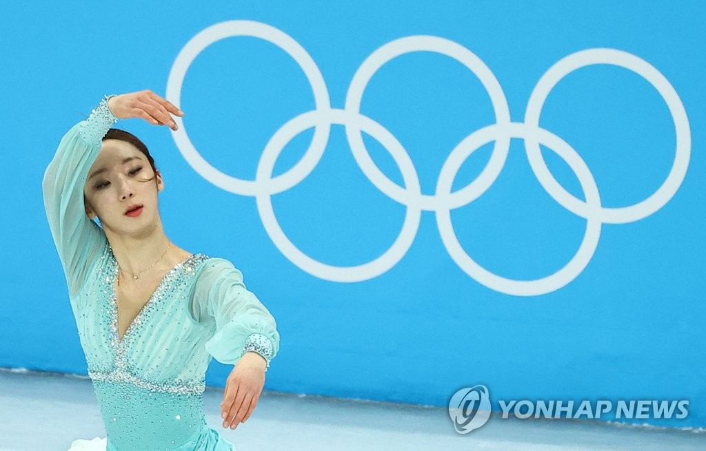 -올림픽- 피겨 쇼트 유영 6위·김예림 9위…'도핑양성' 발리예바 선두(종합2보)