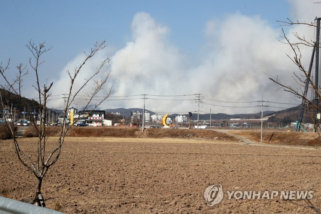 소방청, 영덕 산불에 '동원령 1호'…주변 8개 시도 소방력 투입(종합2보)