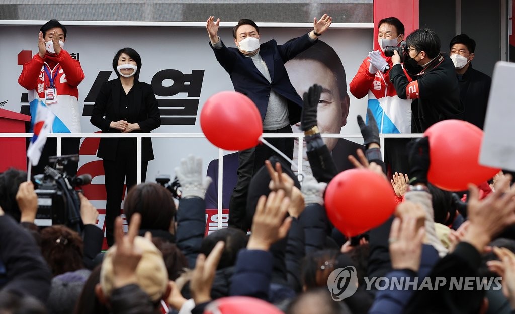 윤석열 "민주, 김대중·노무현 팔아 선거장사 이용"(종합)