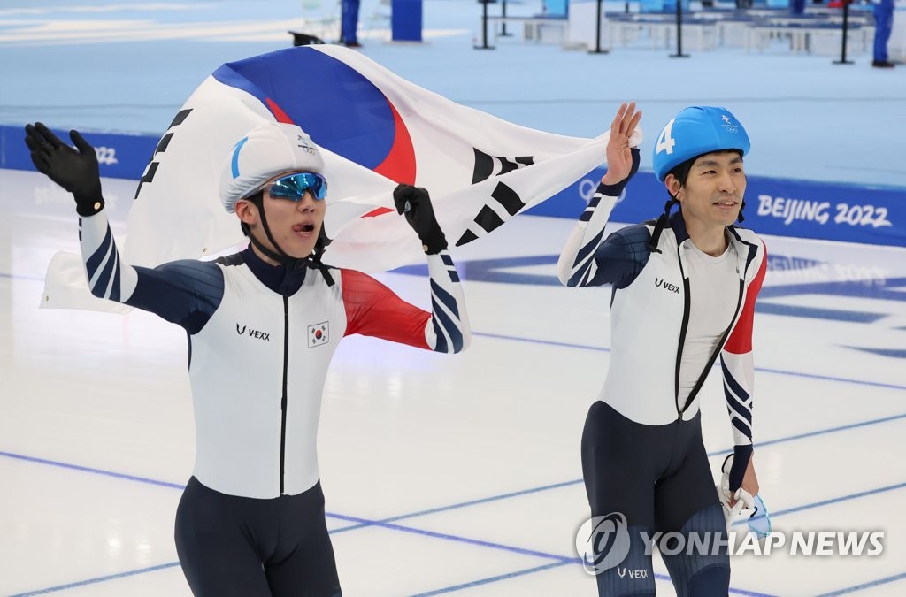 [올림픽] 한국인 최다 메달 타이기록 이승훈 "너무 영광스러워"