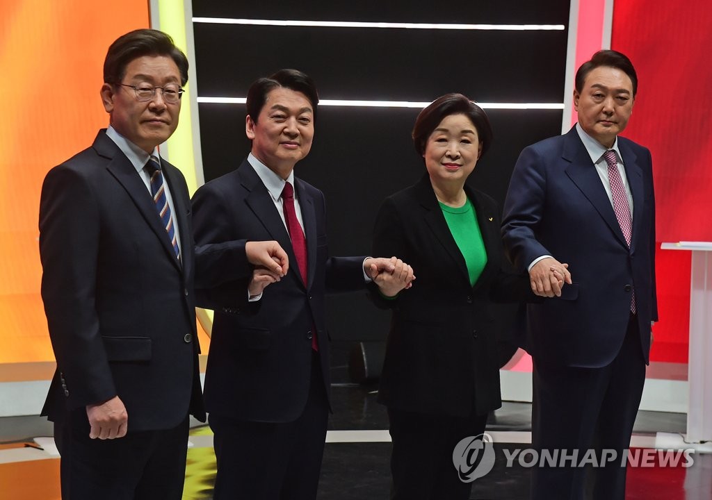 이재명 "3·4당 존재해야 정치교체…尹빼고 정치개혁 합의하자"