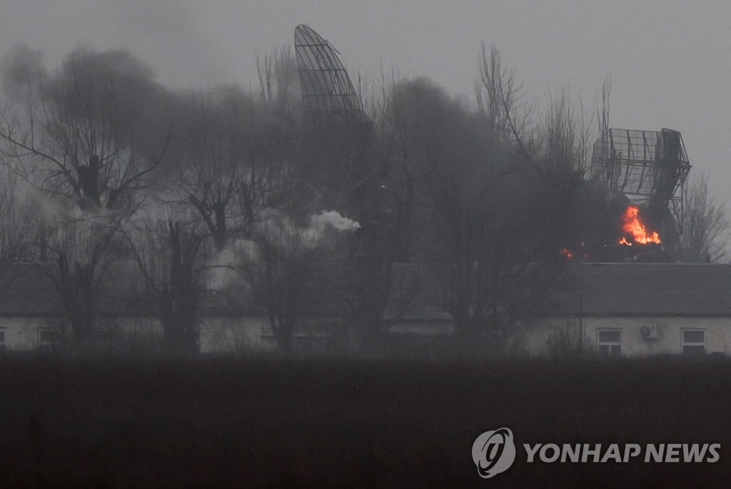 [우크라 침공] 러 미사일 공격에 속수무책…"미, 뒤늦은 후회"