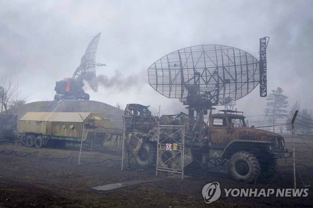 [우크라 침공] 심리전 치열…러·우크라, 언론에 앞다퉈 전적 과시