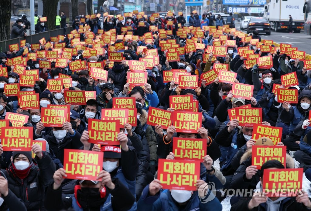 택배노조 "CJ대한통운 대리점 연합과 협상 중단…결렬은 아냐"(종합)