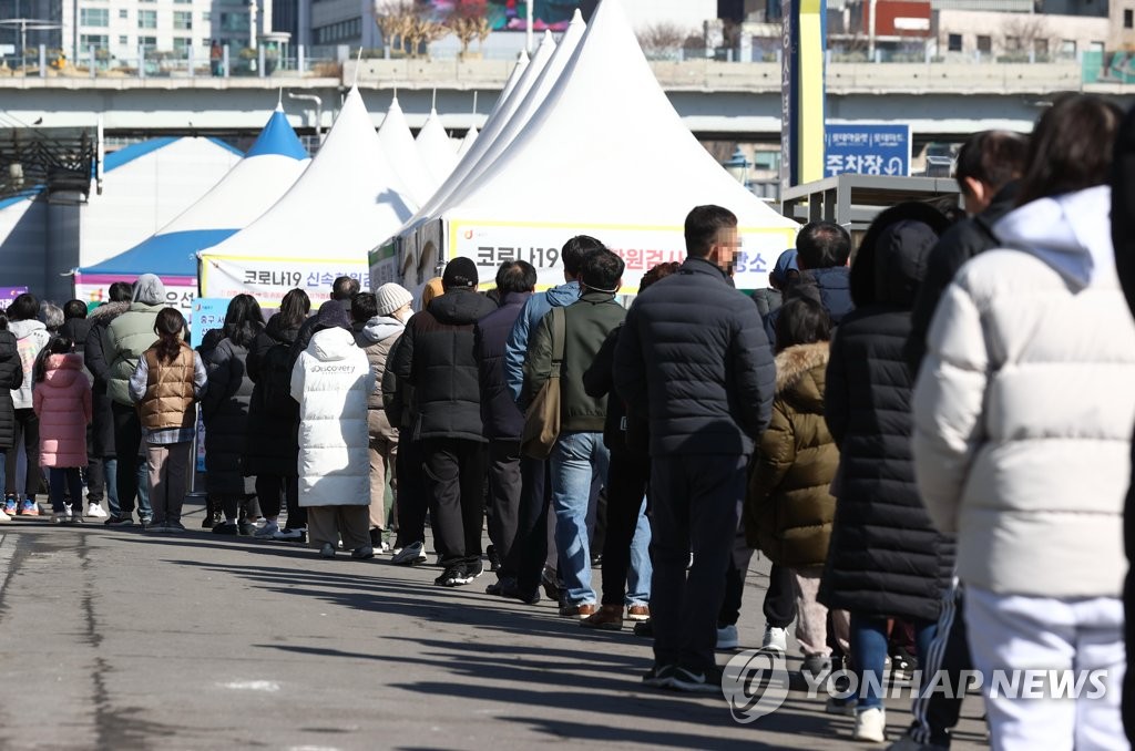 오늘부터 면역저하자 4차접종 본격화…사전예약자 대상 접종시작