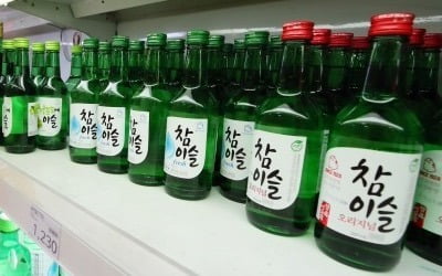 '국민酒' 소주 5000원 시대 오나…참이슬 가격 7.9% 인상