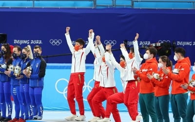 에스파 닝닝 '중국 금메달 축하' 논란…SM 주가 소폭 하락