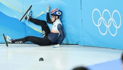 이준서, 쇼트트랙 남자 500m 예선 탈락…추월 시도하다 미끄러져