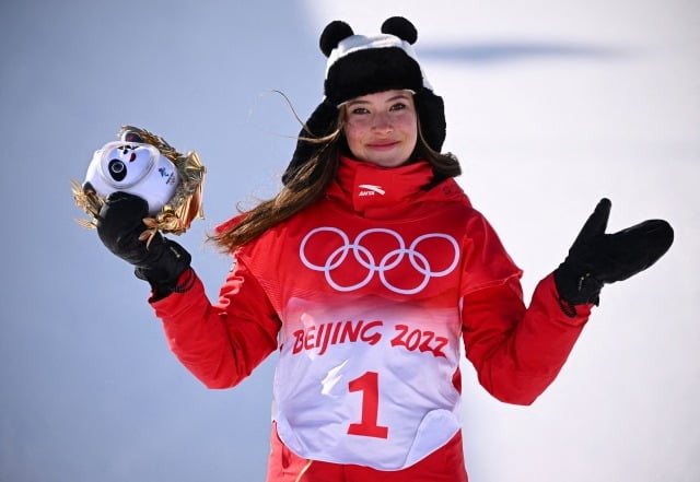 동계올림픽 스키서 두 번째 금메달 딴 중국 에일린 구 / 사진=연합뉴스