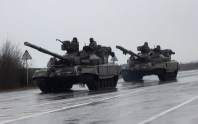 러시아, 9시간 만에 우크라 수도 키예프 북부까지 진군
