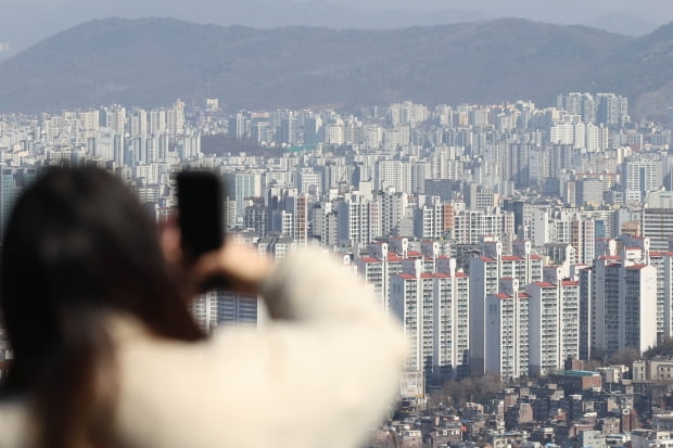 서울 남산에서 내려본 아파트 모습. 사진=연합뉴스