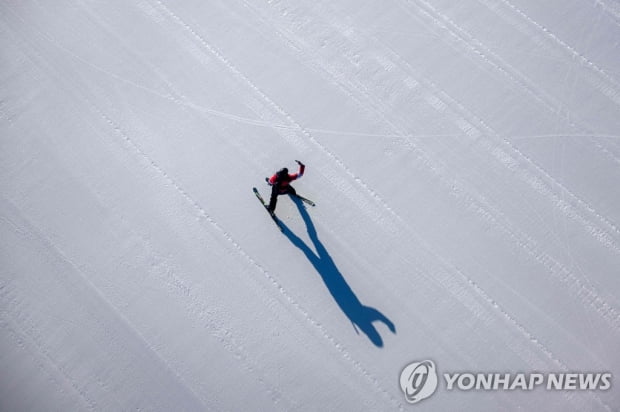 [올림픽] 사상 첫 100% 인공눈 대회…"방탄 얼음 같아"