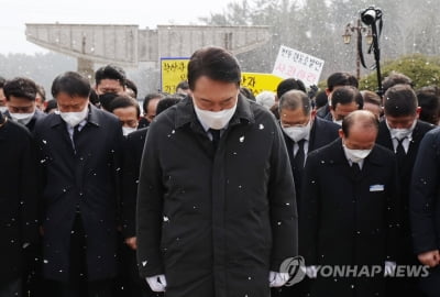 광주서 공약 쏟아낸 尹…"한국 실리콘밸리·광주-영암 아우토반"