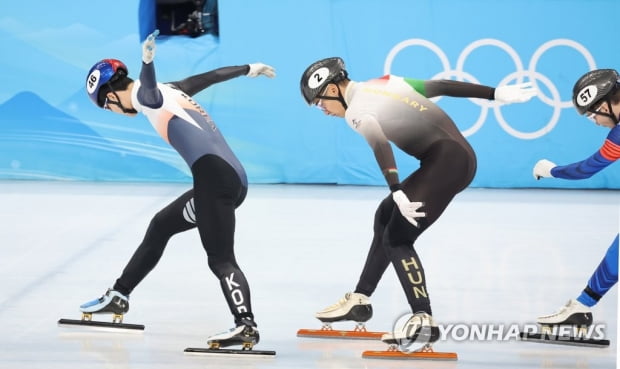 [올림픽] 쇼트트랙 황대헌·이준서·박장혁, 남자 1,500ｍ '결승행 합창'