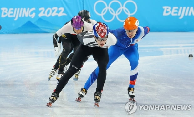 [올림픽] 쇼트트랙 황대헌·이준서·박장혁, 남자 1,500ｍ '결승행 합창'