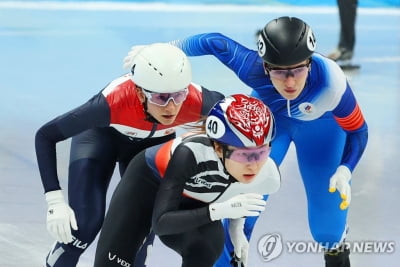 -올림픽- 여자 쇼트트랙, 계주 결승 진출…최민정 막판 질주 빛났다