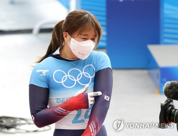 [올림픽] 첫 출전 김은지, 여자 스켈레톤 첫날 23위