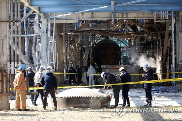 여천NCC 공장 폭발 8명 사상…중대재해처벌법 적용 가능성