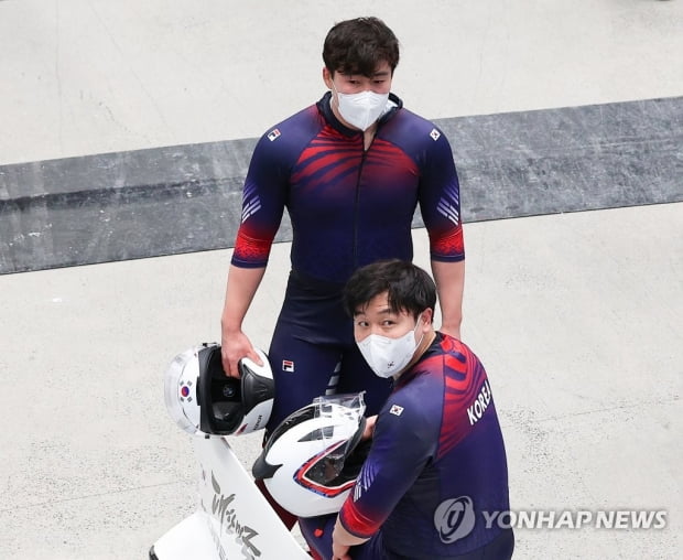 [올림픽] '악전고투' 봅슬레이 원윤종 "성적으로 응답하지 못해 죄송"