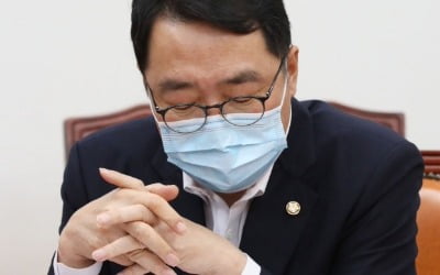 윤영찬, 김어준 '신천지' 발언 비난 "음모론, 국민에 대한 모욕"