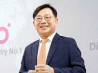 휴젤 창업자 홍성범 원장, 치과 임플란트 업체 디오 인수.. '제 2성공 신화' 쓸까