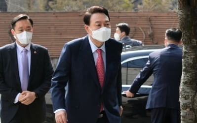 [속보] 尹 당선인 측 "'경제원팀 드림팀' 최적 총리 후보 찾는 중"