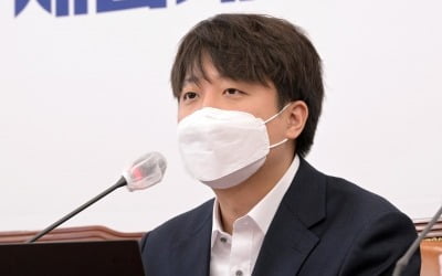 장애인 단체 홈페이지까지 마비…시위 방식 두고 불붙은 논쟁 