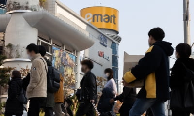 "이마트, 추가적 악재 제한적이라 호재에 민감할 것"-한국