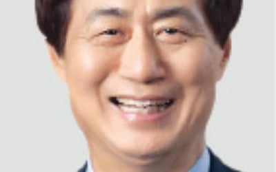 "양자컴·메타버스 이끌 '마에스트로' 키우자"