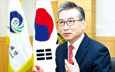조현석 이사장 "인천 소상공인에 4월부터 무이자 경영자금 450억 지원"