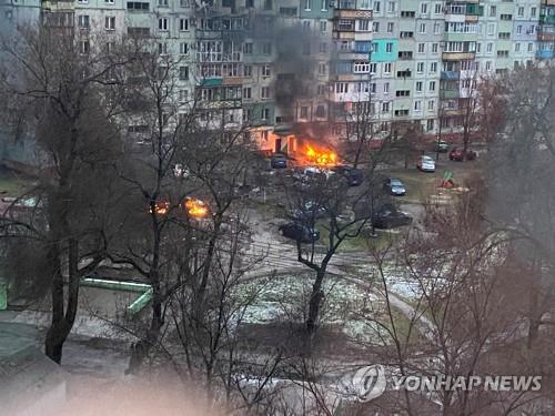 [우크라 침공] 러 "임시 휴전"vs우크라 "폭격 여전…대피 못해"(종합2보)