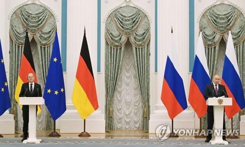 숄츠 독일 총리 푸틴과 전화통화…"최대한 빠른 휴전" 독촉(종합)