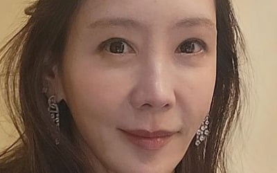 '금융맨♥' 김정은, 벌써 40대 마지막 생일이라니…한껏 차려입고 파티[TEN★]