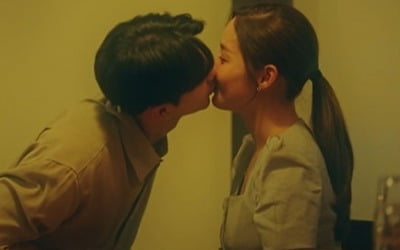 [종합] 윤박, 키스하는 박민영♥송강 목격…비밀연애 발각('기상청 사람들')
