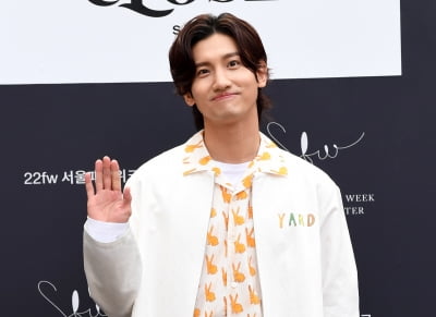 [TEN 포토] 최강창민 '귀여운 표정'