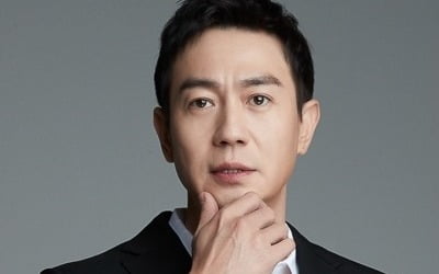 [TEN인터뷰] '트레이서' 박용우 "내 목소리 싫어 변조까지, 연기하는 게 괴로웠죠"