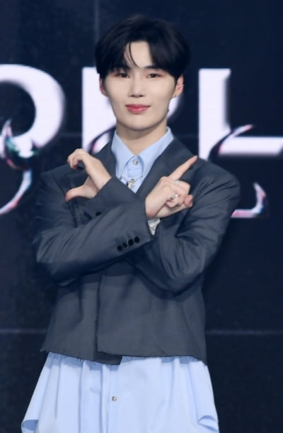 [TEN 포토] 나인아이 민준 '부드러원 미소'