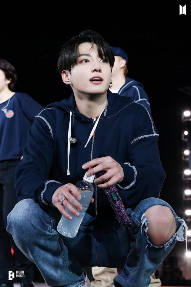 방탄소년단 정국 '#jungkook' 틱톡서 1100억뷰 돌파→역대 전세계 인물 '조회수 1위'